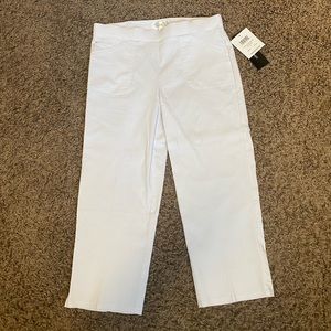 ( 3 for $18) 89th and Madison Comfort Waist White pants M
